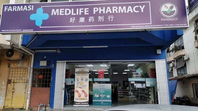 Medlife Pharmacy storefront